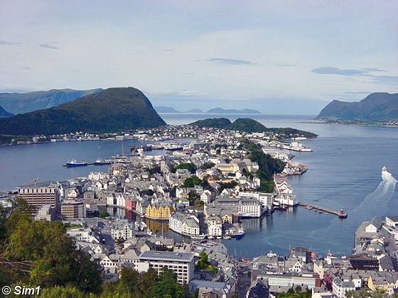 View over lesund from Aksla