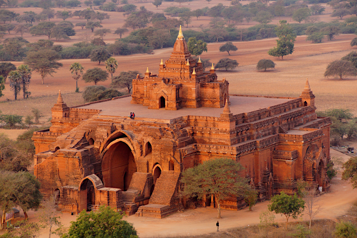 Pyathadar temple, Bagan