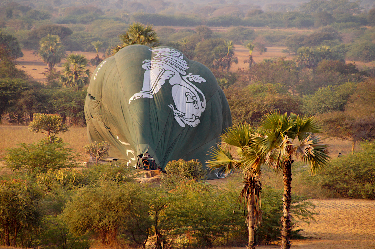 Landing the balloon