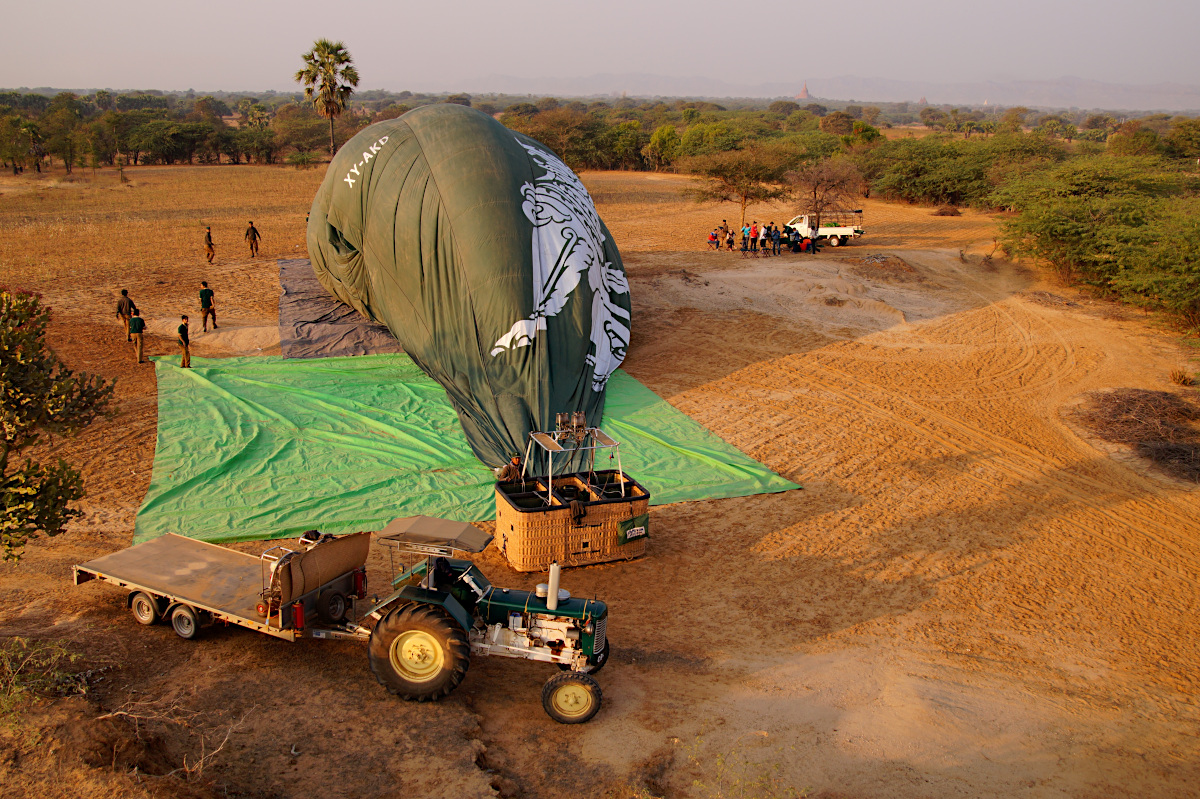 Landing the balloon