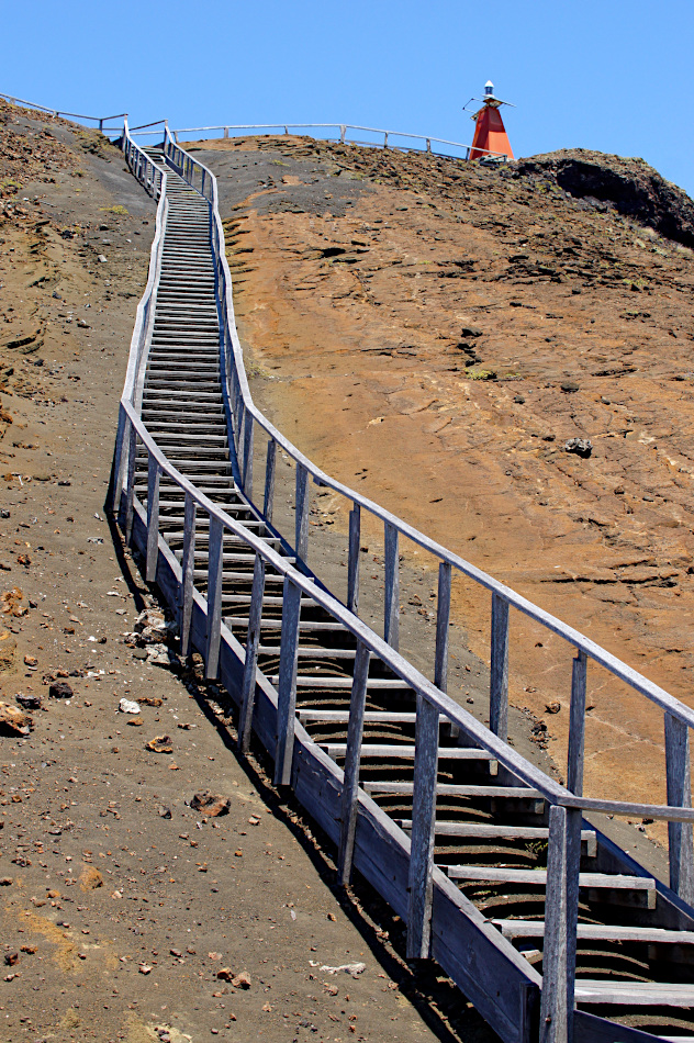 372 steps to the top of Bartolome