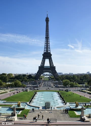 Sim1travels Trocadero fountain