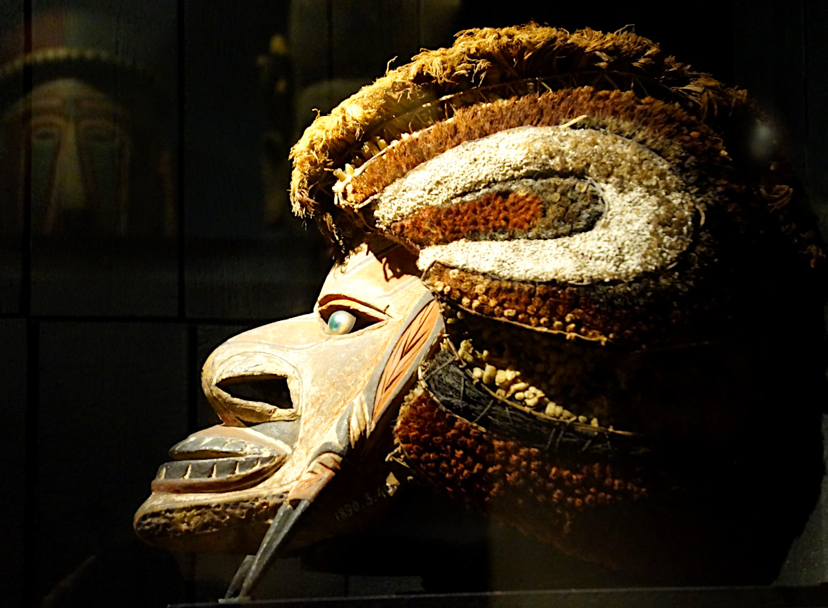 Tatanua mask