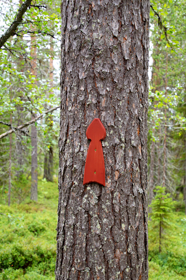 Red sign in Fulufallen