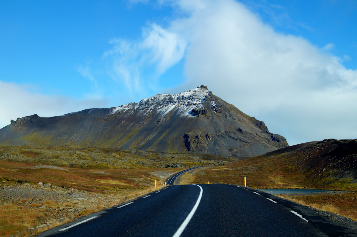 The road to Hellnar