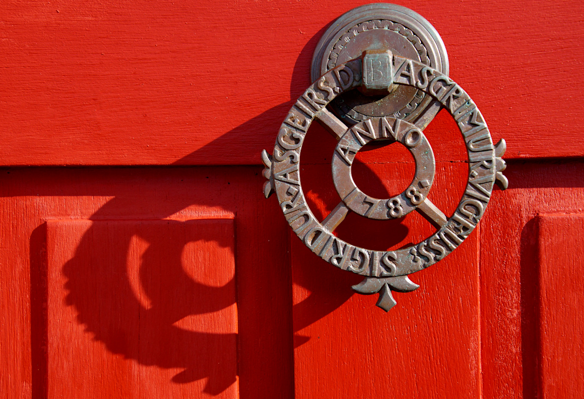 Door knob church Hellnar