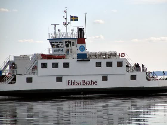 Ferry to Visingsö 