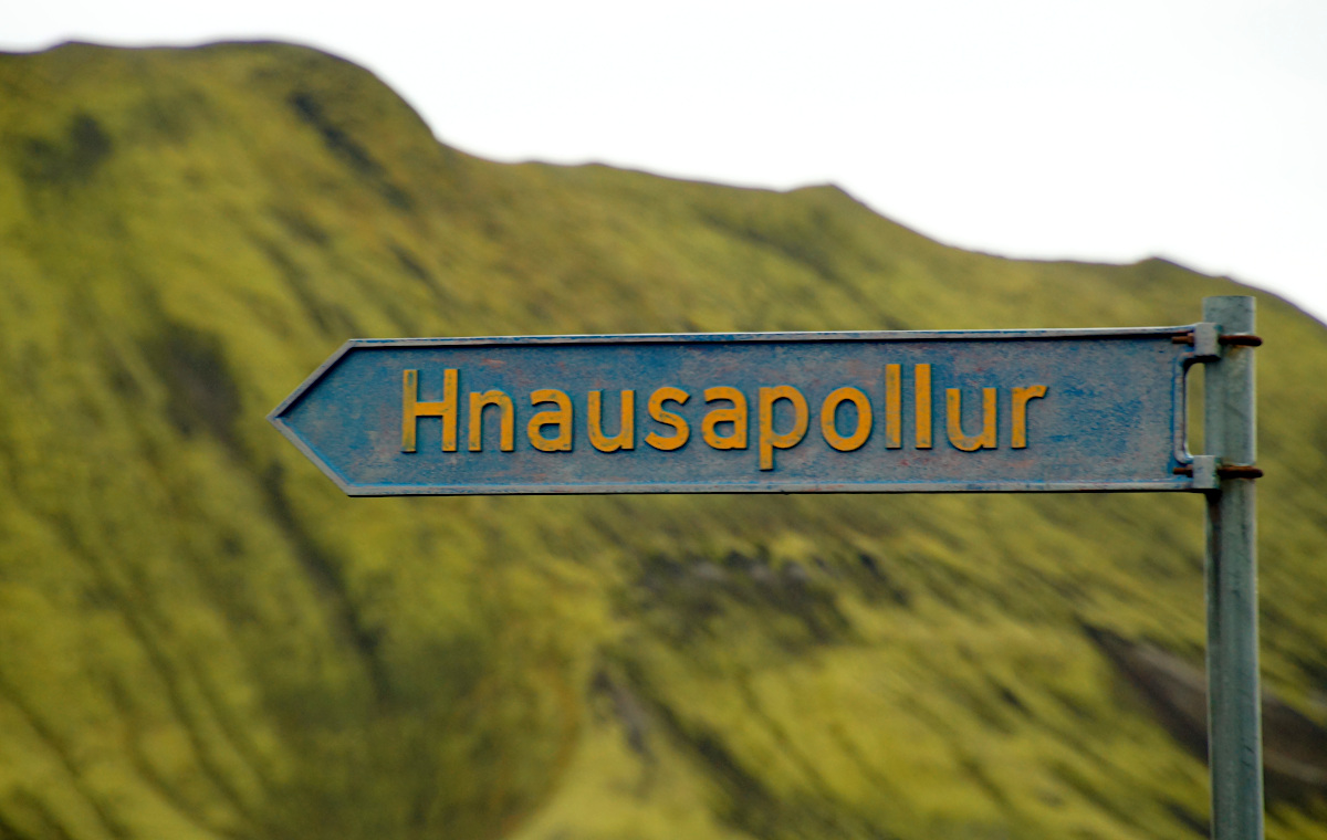 Hnausapollur Crater