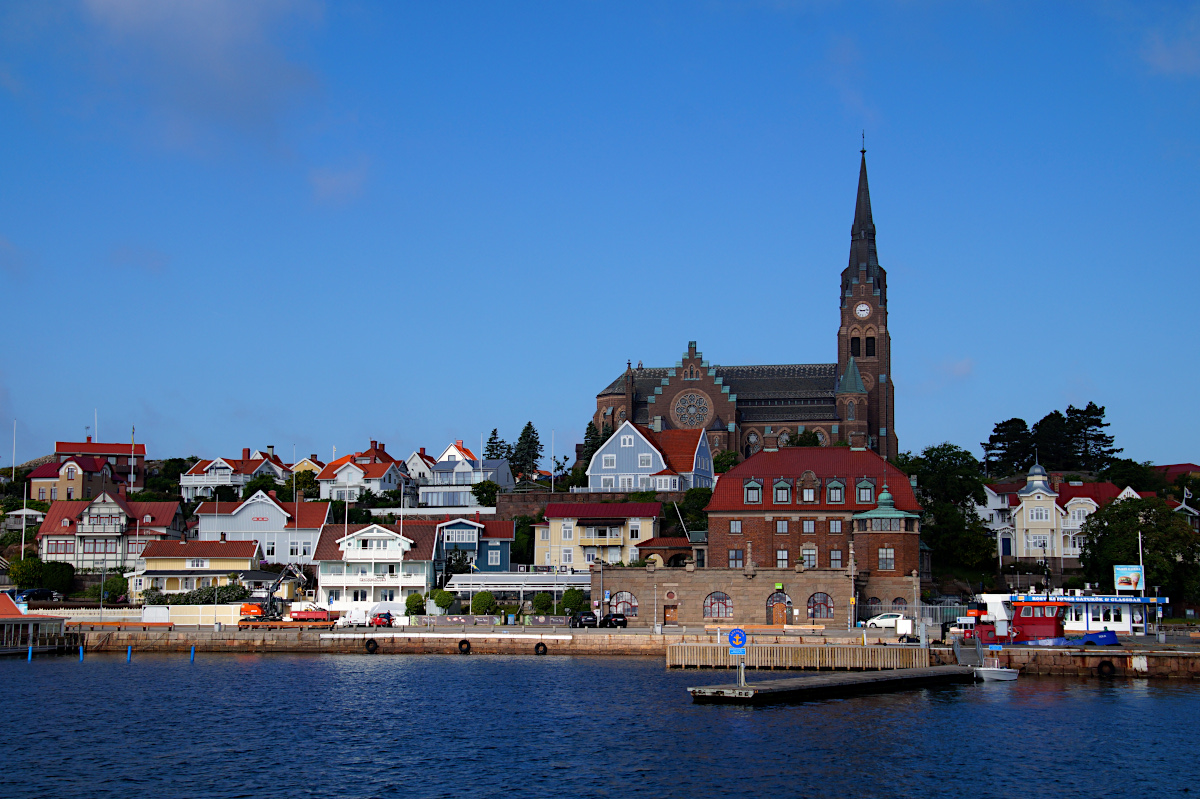 View over Lyskil from the ferry