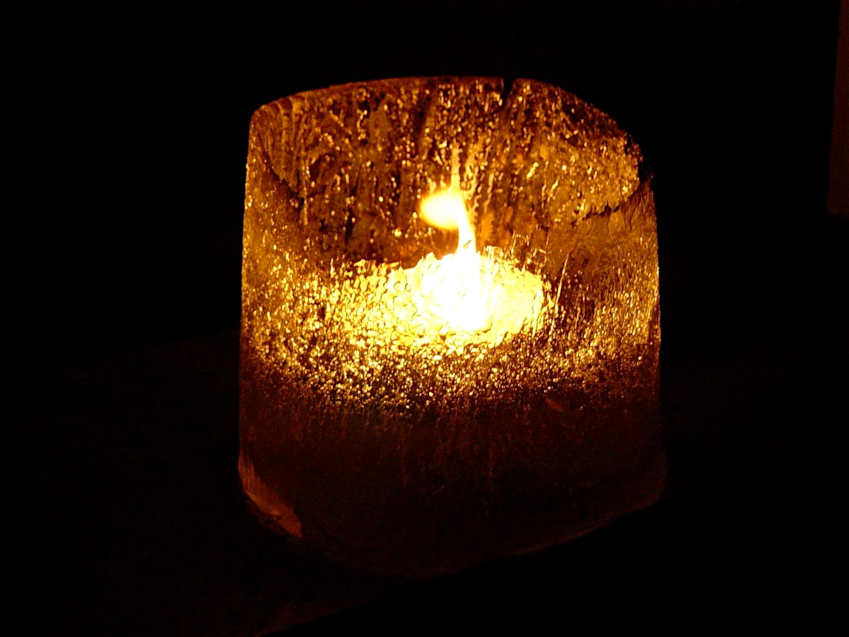 Ice candle